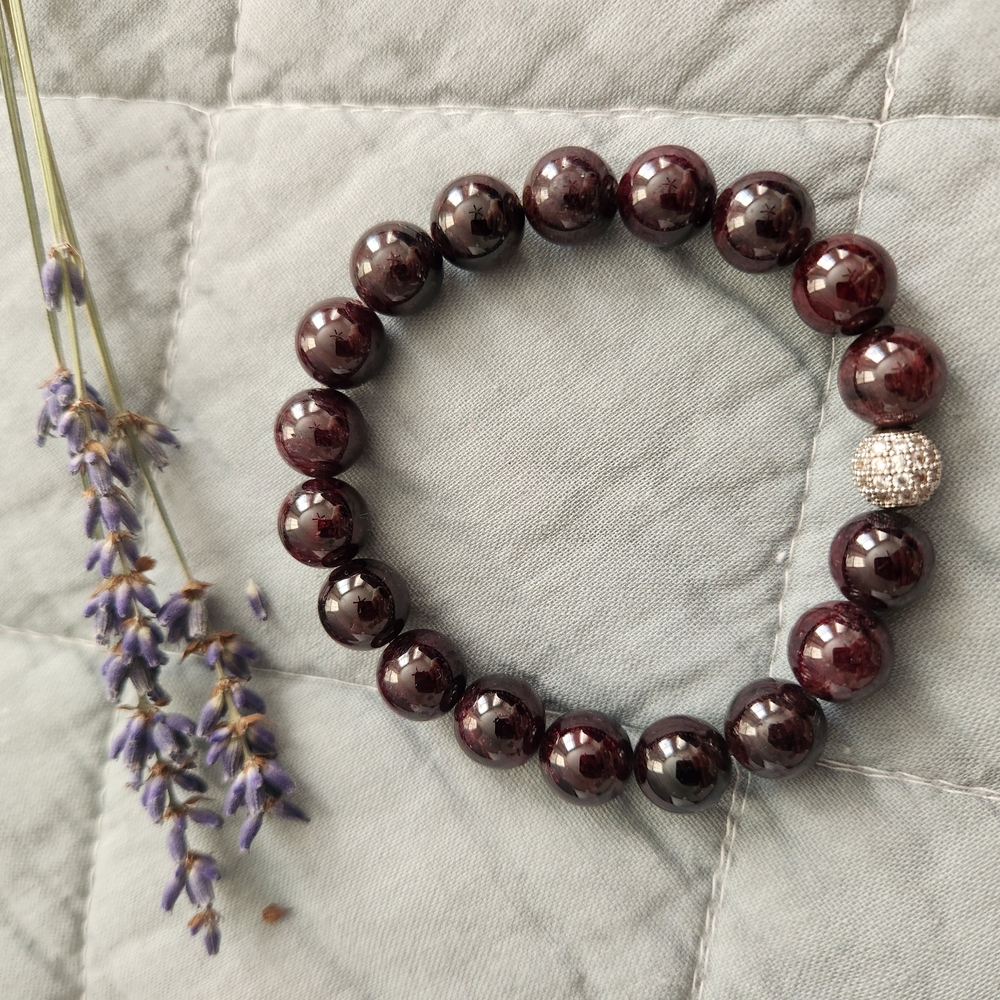 Elegant Red Garnet Beaded Bracelet with Silver Accent